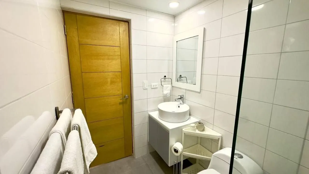 아파트 Bello Apartamento En Evaristo Morales, 1 Br 산토도밍고